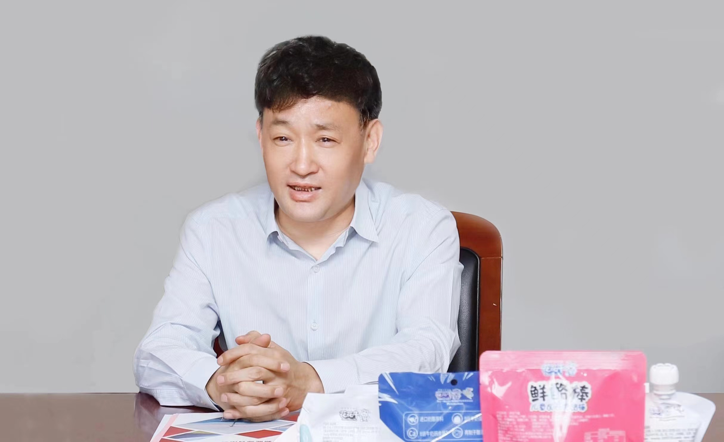 花花牛乳業集團與國電河南新能源有限公司舉行光伏項目合作開發簽約儀式