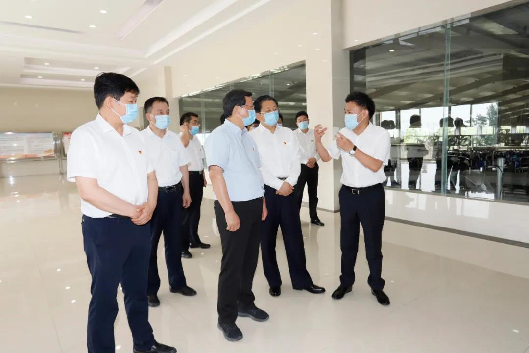 快訊 | 河南省委常委、省紀委書記、省監委主任任正曉蒞臨花花牛乳業集團新蔡瑞亞牧場調研