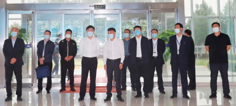 佳木斯市招商考察團蒞臨花花牛考察座談